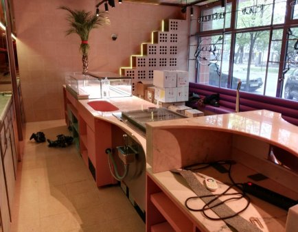 Sprzątanie po remoncie Lodziarni w Warszawie