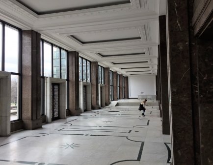 Czysta powierzchnia eventowa