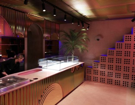 Sprzątanie po remoncie Lodziarni w Warszawie