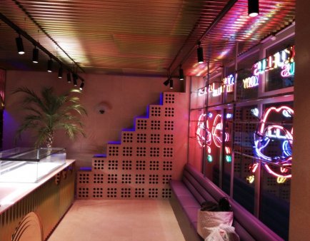 Sprzątanie po remoncie Lodziarni w Warszawie