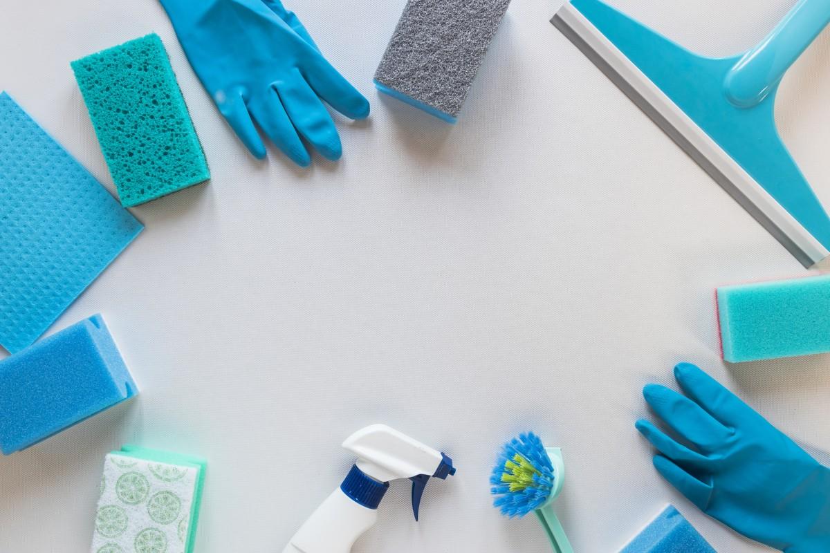 narzędzia i środki do mycia okien